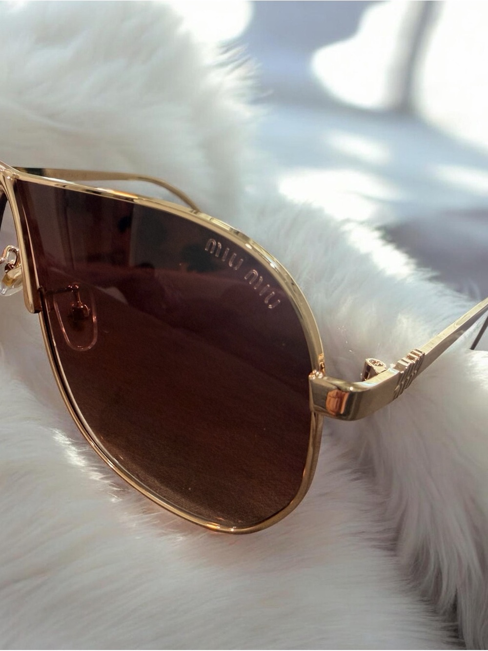 Gold Metal Frame with Brown Gradient Lenses Sunglasses - Picture 6 of 7